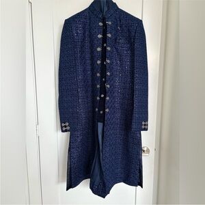 Indian Sherwani Suit in Navy Blue Embroidered Size 42R/Medium